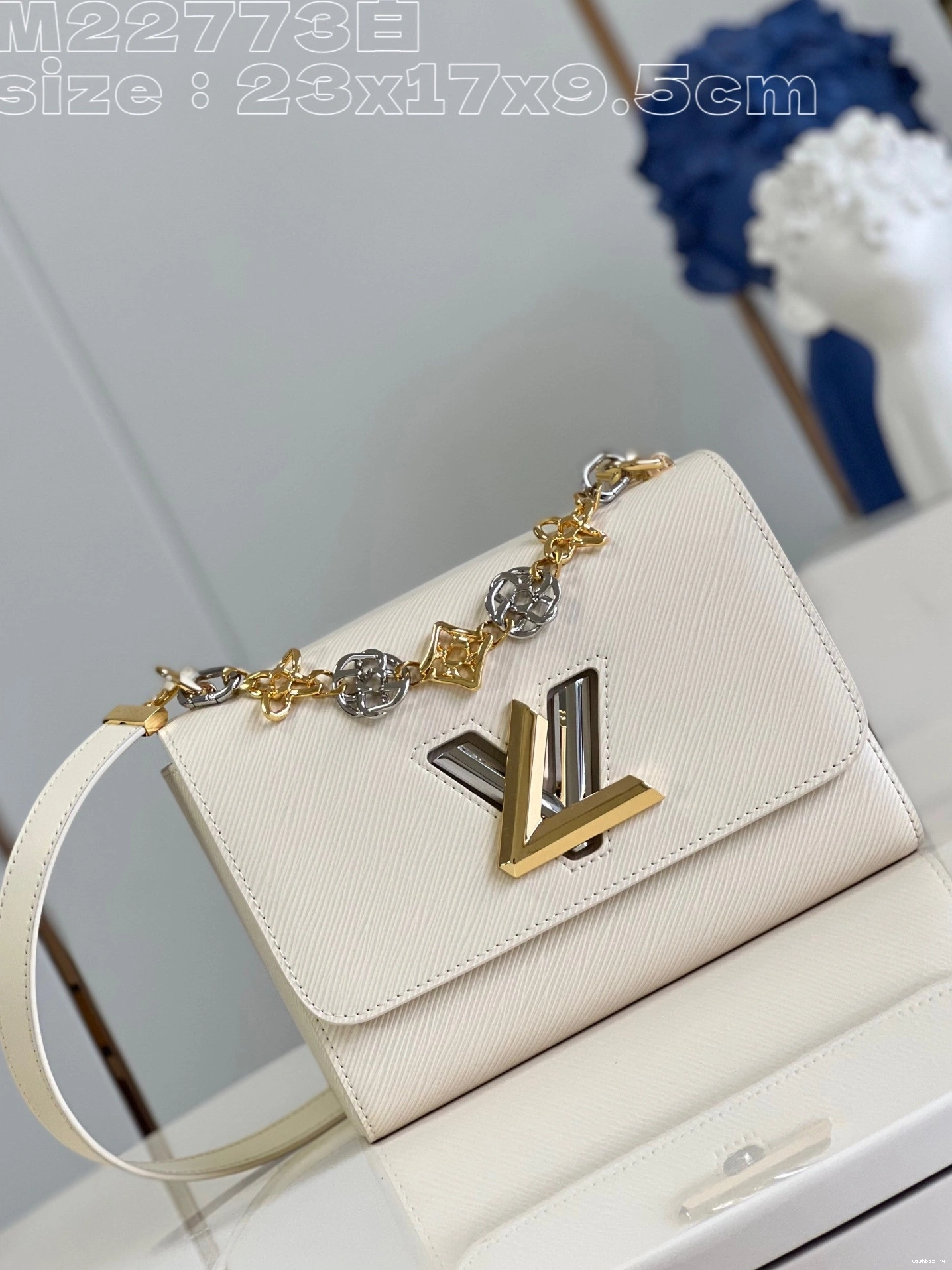 WIS VUITTON MM TWIST LOUIS 0124